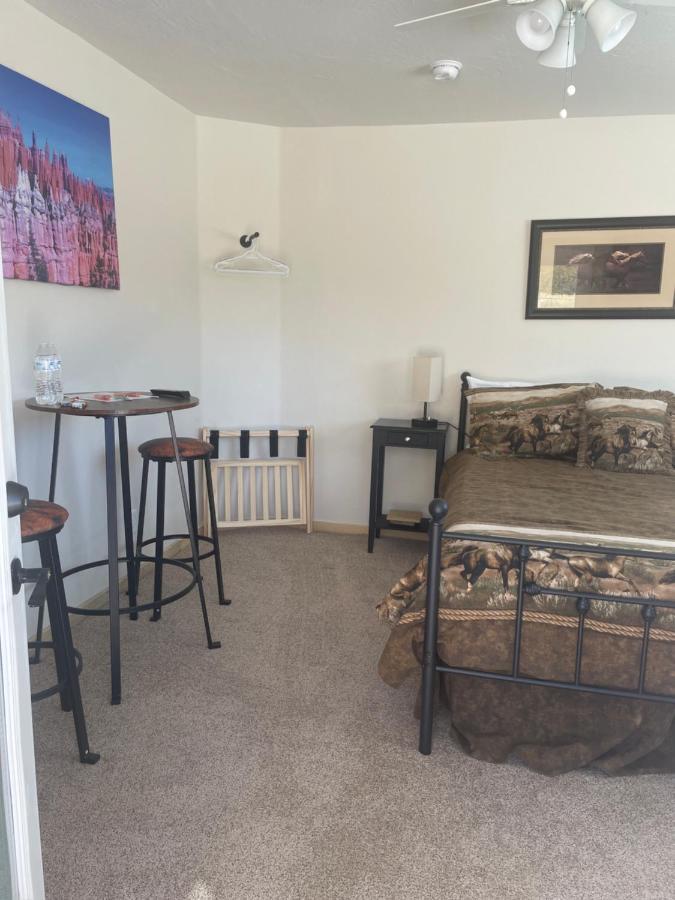 Bryce Canyon Country Inn Tropic Esterno foto
